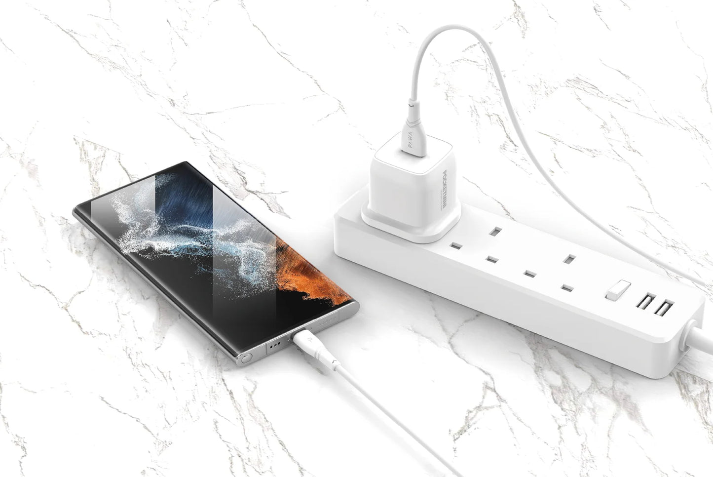 POCKETMINI TRAVEL CHARGER with Type-C Port PD20W - UK Standard