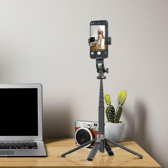 Porodo Dual Lighting Selfie Stick Remote Shutter