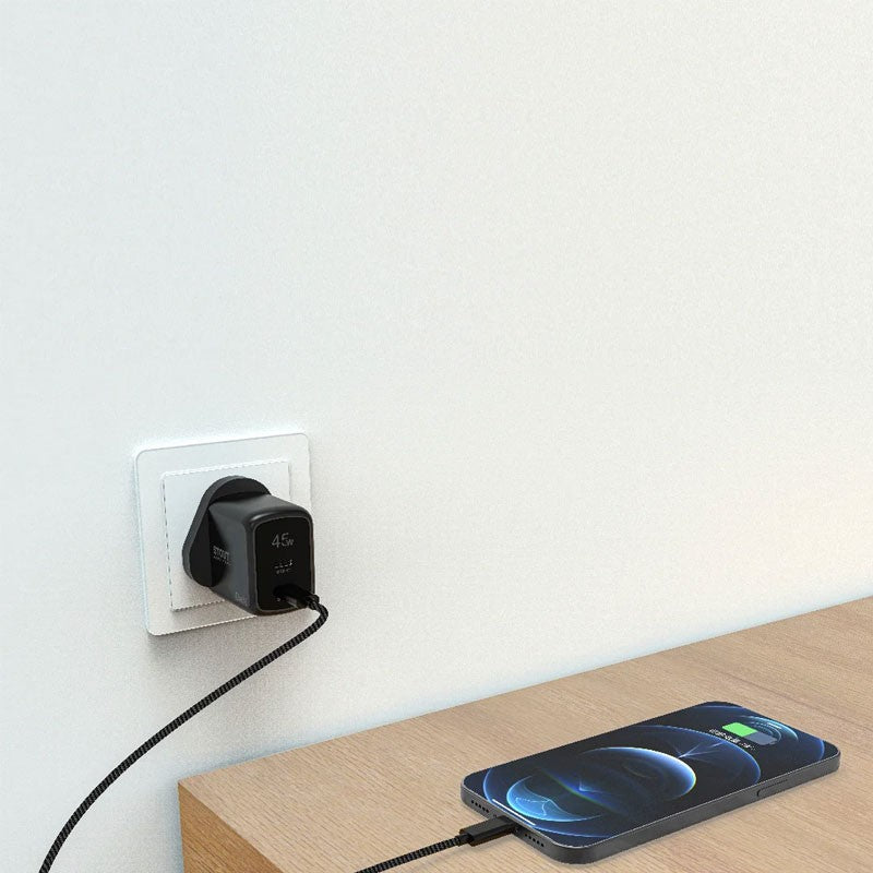 Pawa Stout Gan Travel Charger With Dual PD port 45W   Type-C to Type-C Cable